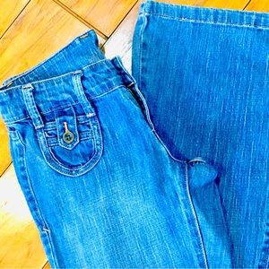 Diva 0 Regular Vintage Denim Flare Jeans  low rise